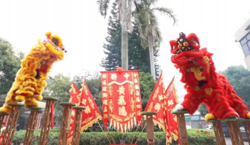 龍騰獅躍，共鑄輝煌未來！